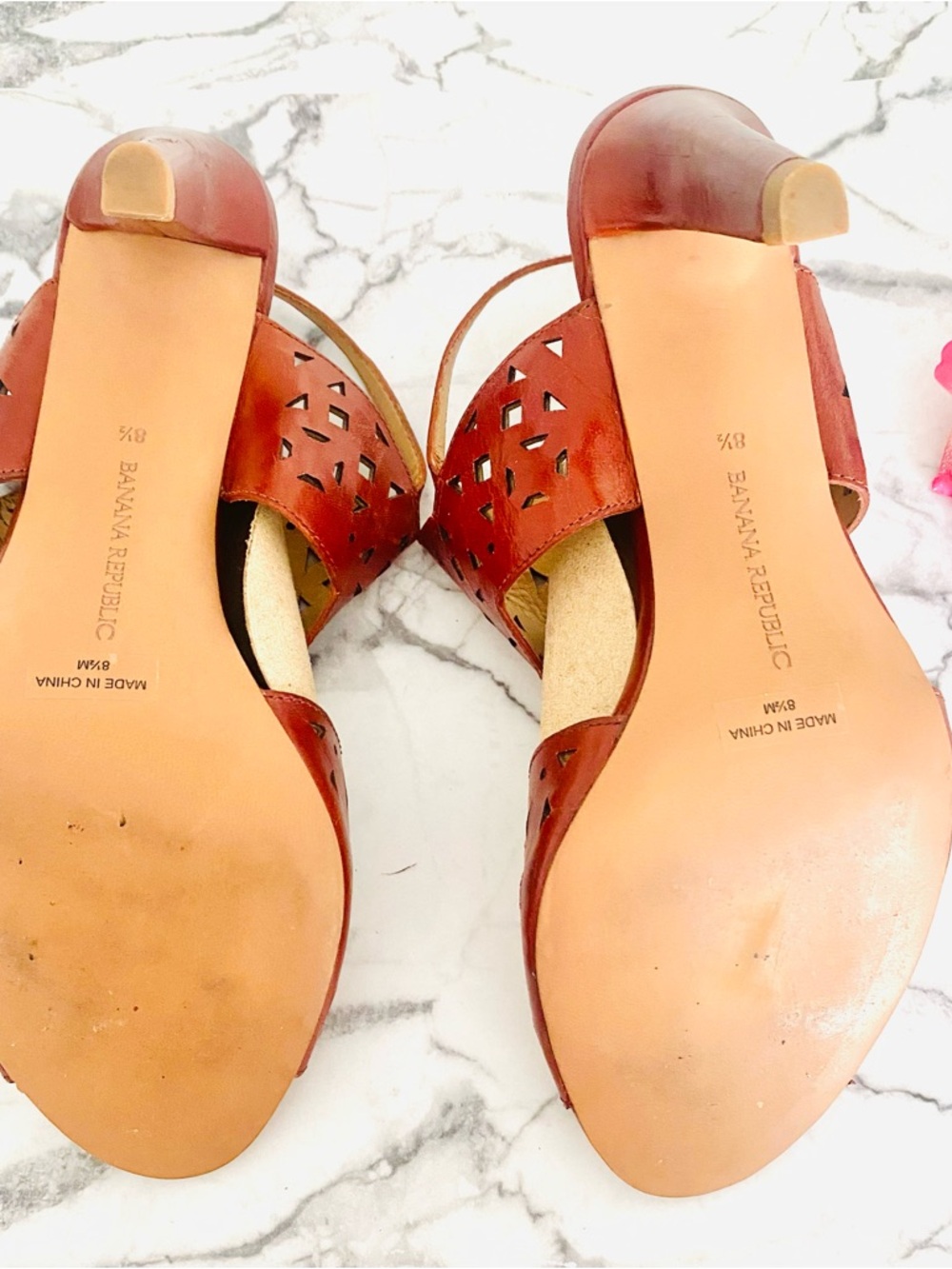 💕Banana Republic Laser Cut 4” Heels SZ 8.5 - Picture 8 of 13